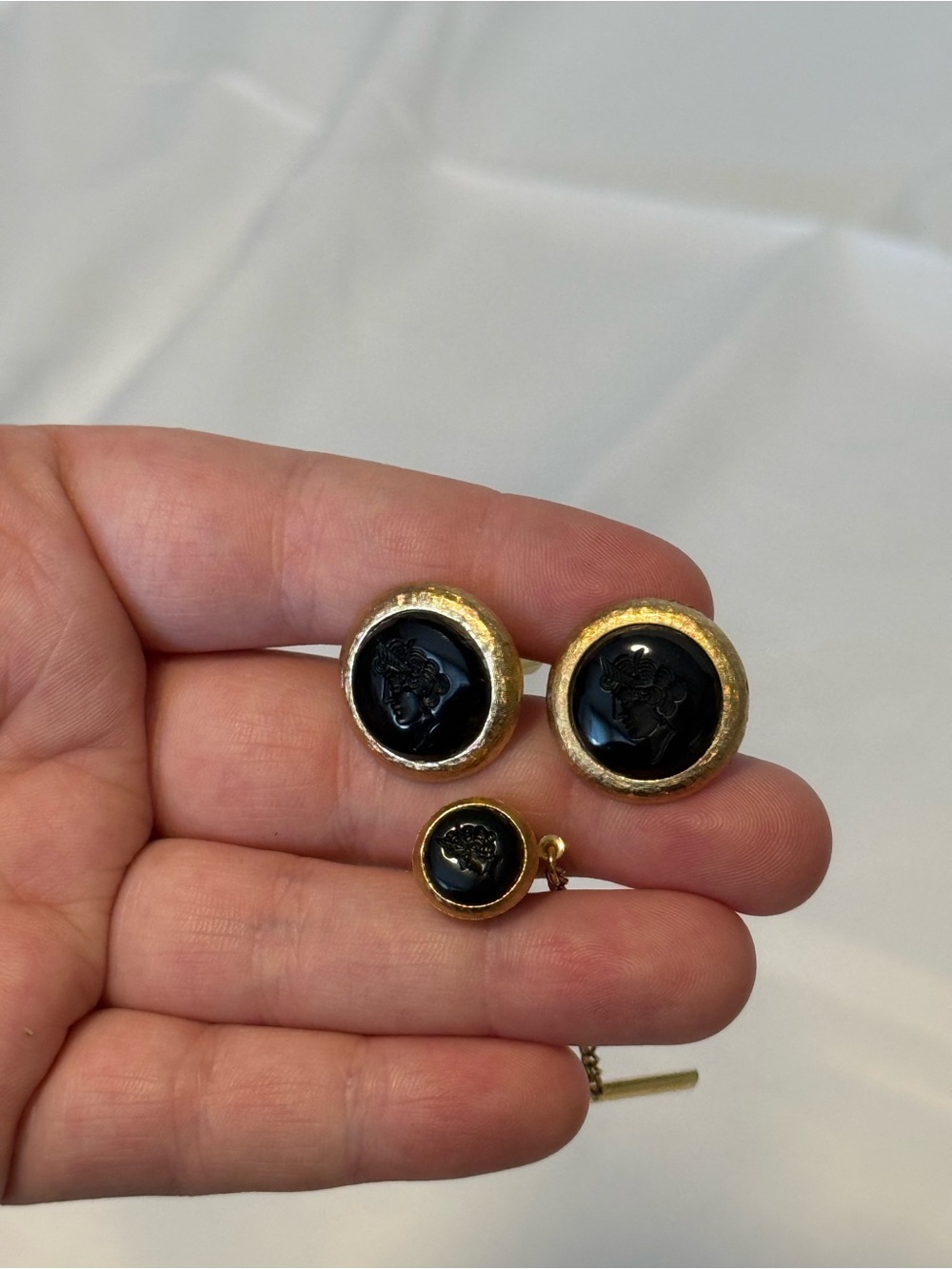 Vintage Swank Black Cameo Cufflinks Tie Tack Set Gold Tone Roman Greek Signed